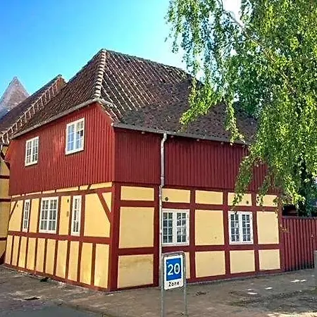 Faaborg Vandrehjem Отель *